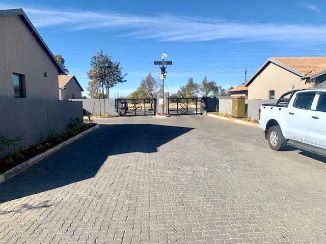 3 Bedroom Property for Sale in Heuwelsig Free State